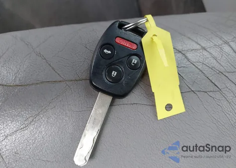 2009 Honda Accord 3.5 Ex-L z USA, uszkodzony, nr VIN 1HGCP368X9A047326